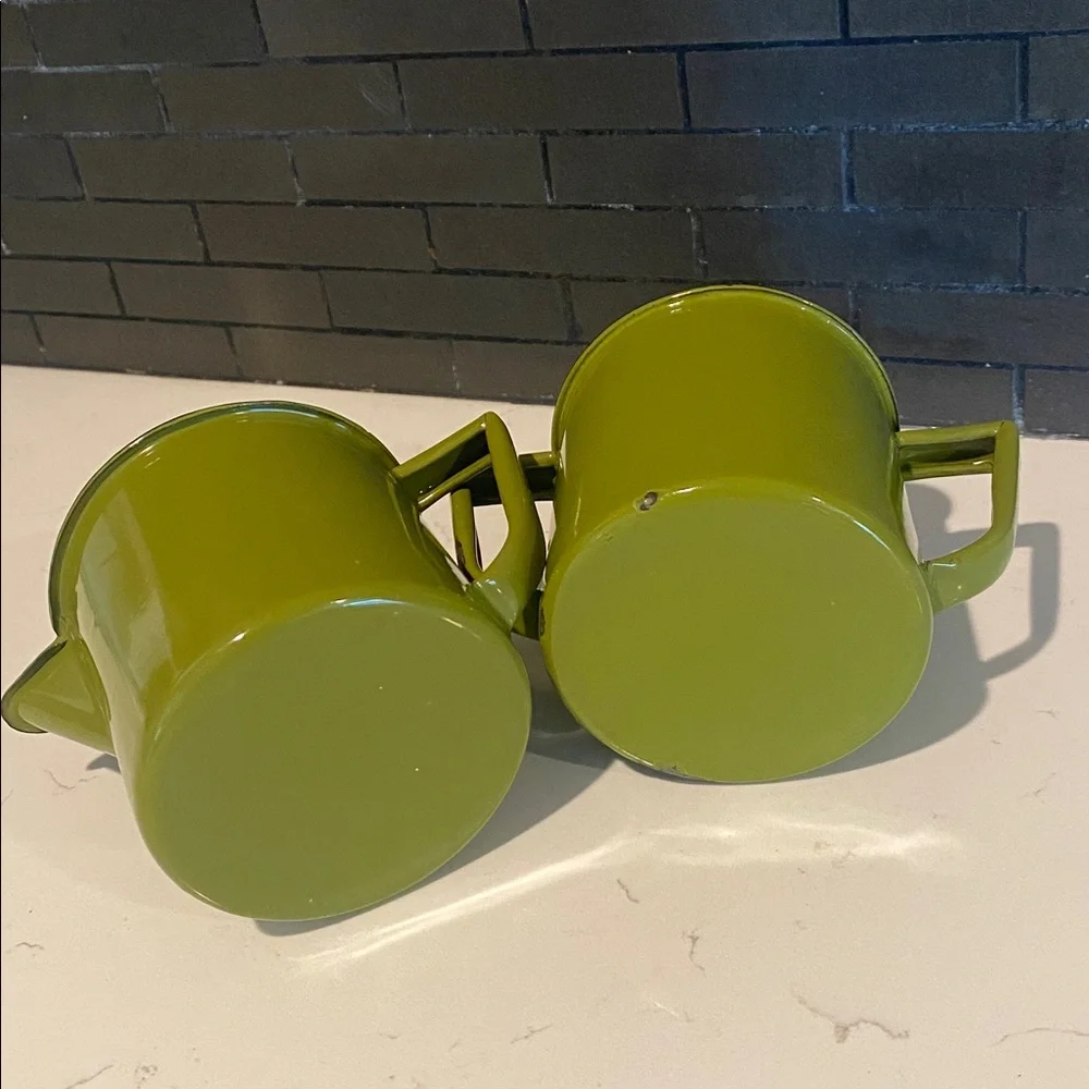 Vintage Olive Green Enamel Sugar and Creamer Set 3.5” Tall